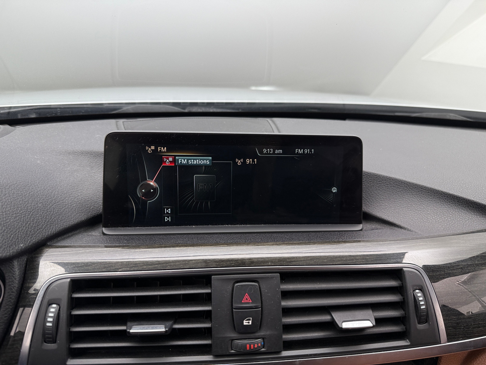 Thumbnail: 2016 BMW 3 Series - 3