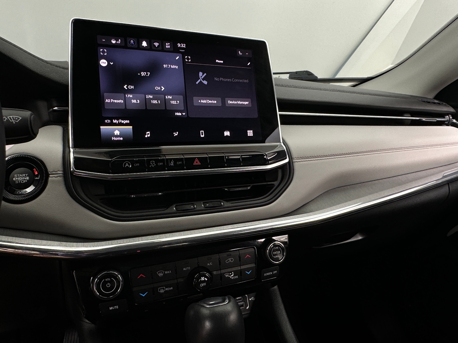 Thumbnail: 2022 Jeep Compass - 3