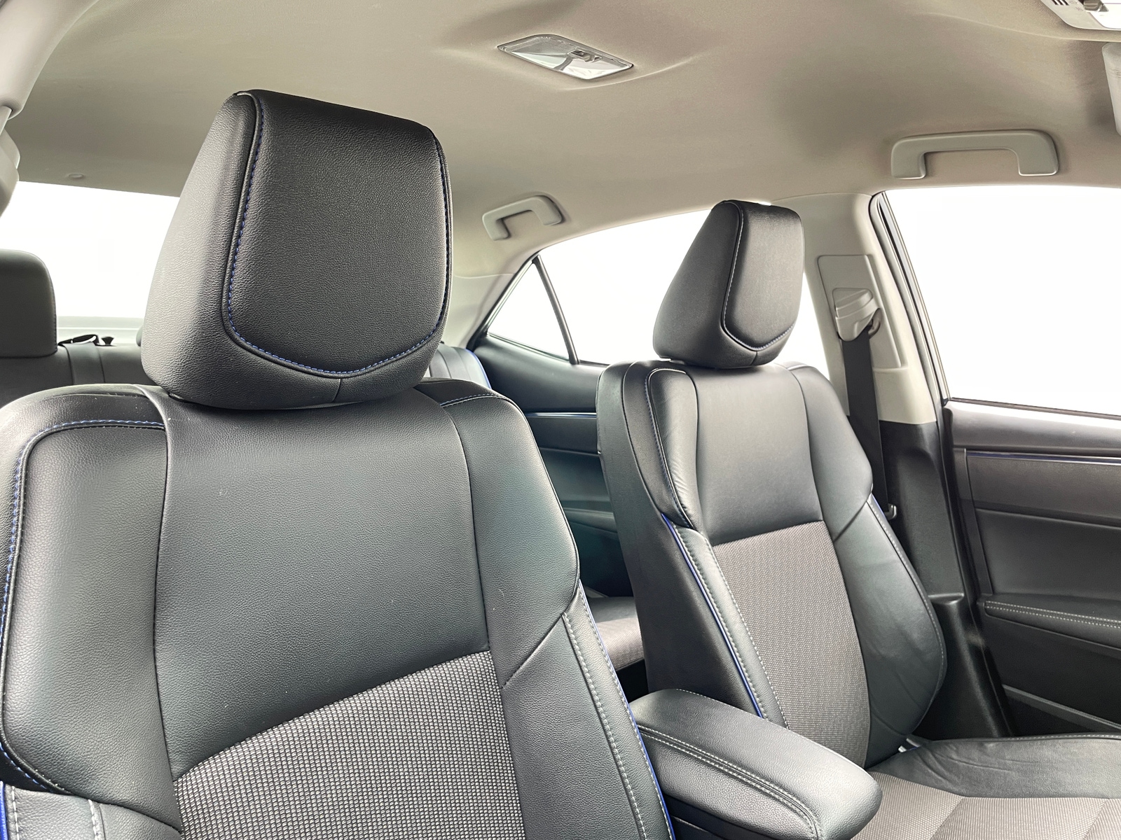 Thumbnail: 2018 Toyota Corolla - 2