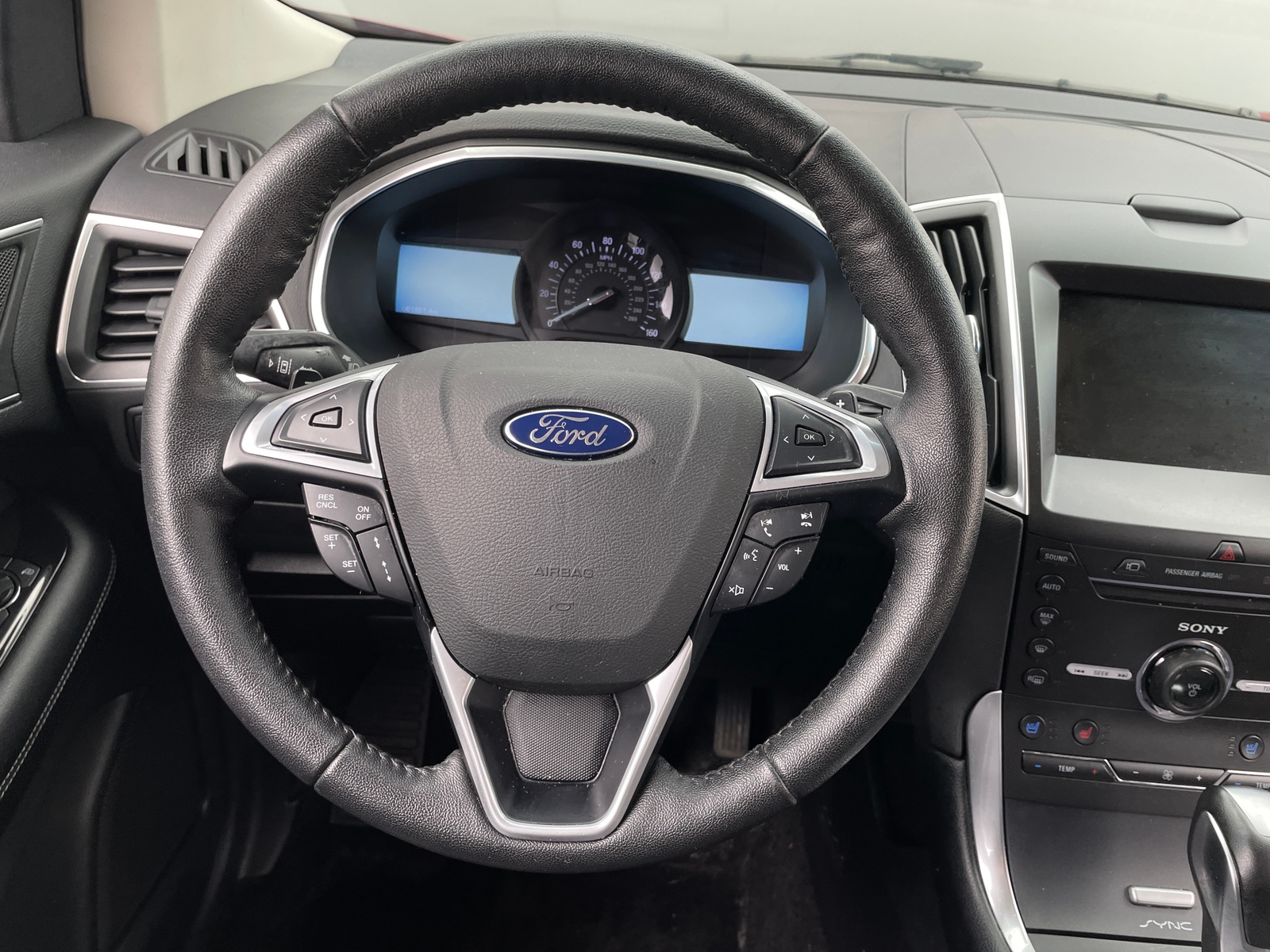 Thumbnail: 2016 Ford Edge - 4