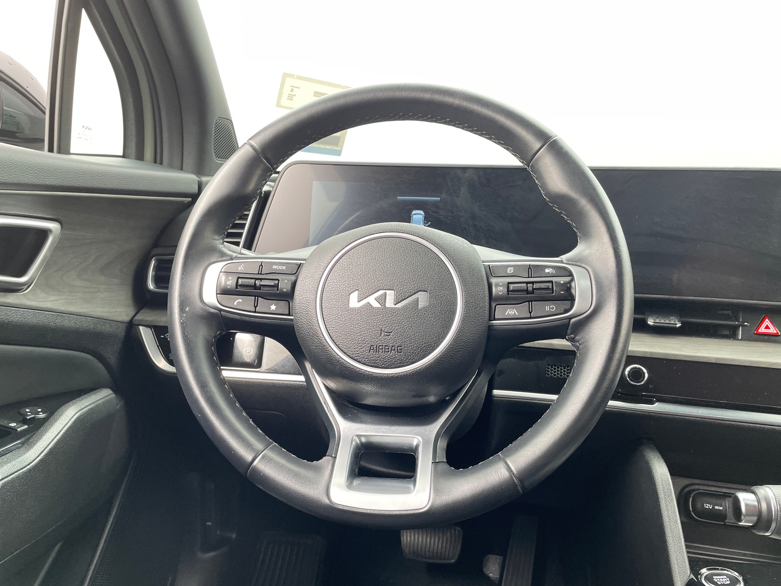 Thumbnail: 2024 Kia Sportage - 4