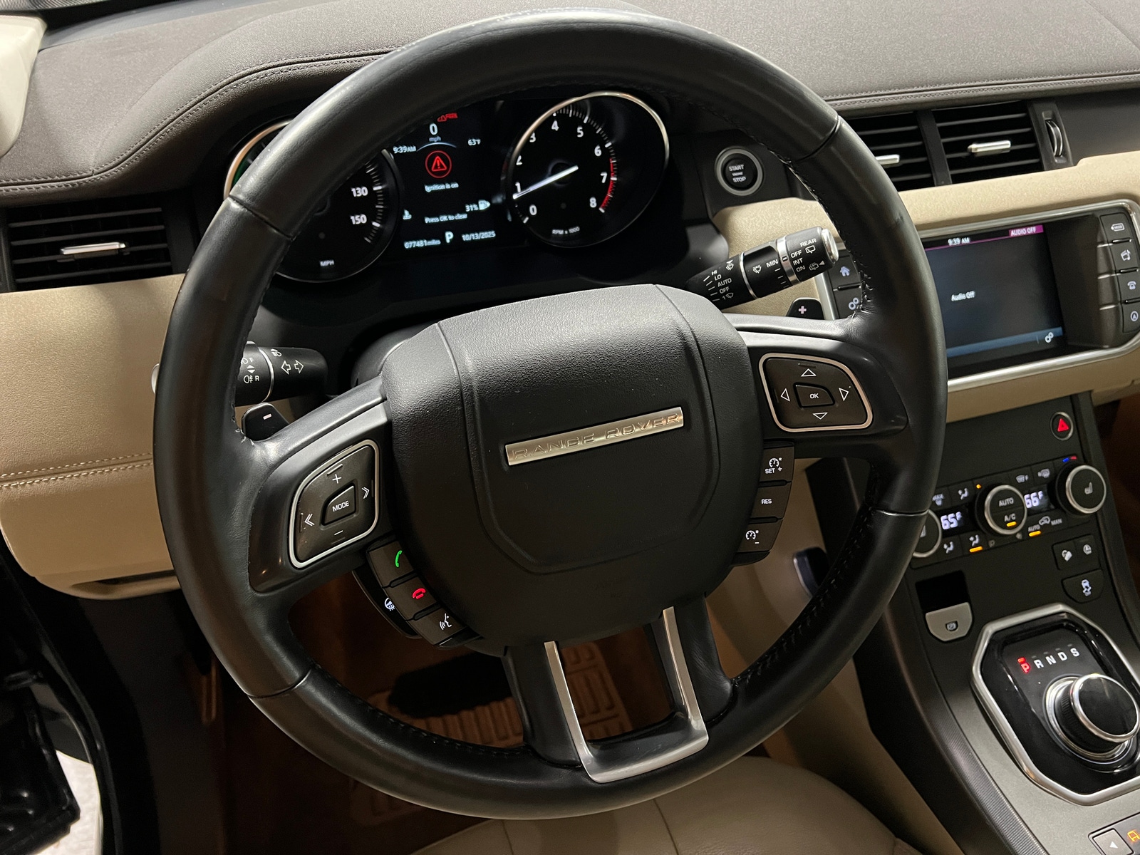 Thumbnail: 2019 Land Rover Range Rover Evoque - 4