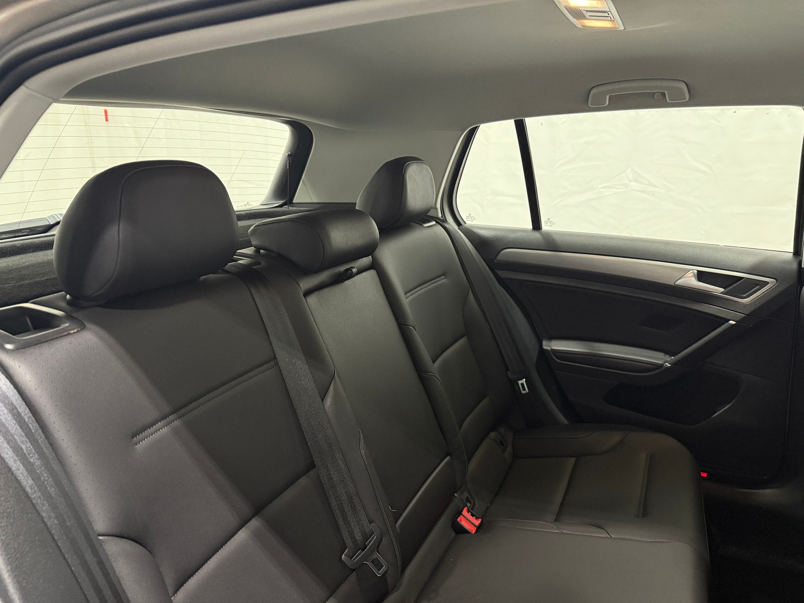 Thumbnail: 2015 Volkswagen Golf - 5