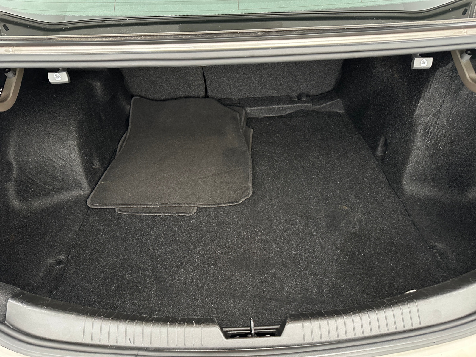 Thumbnail: 2024 Chevrolet Malibu - 7