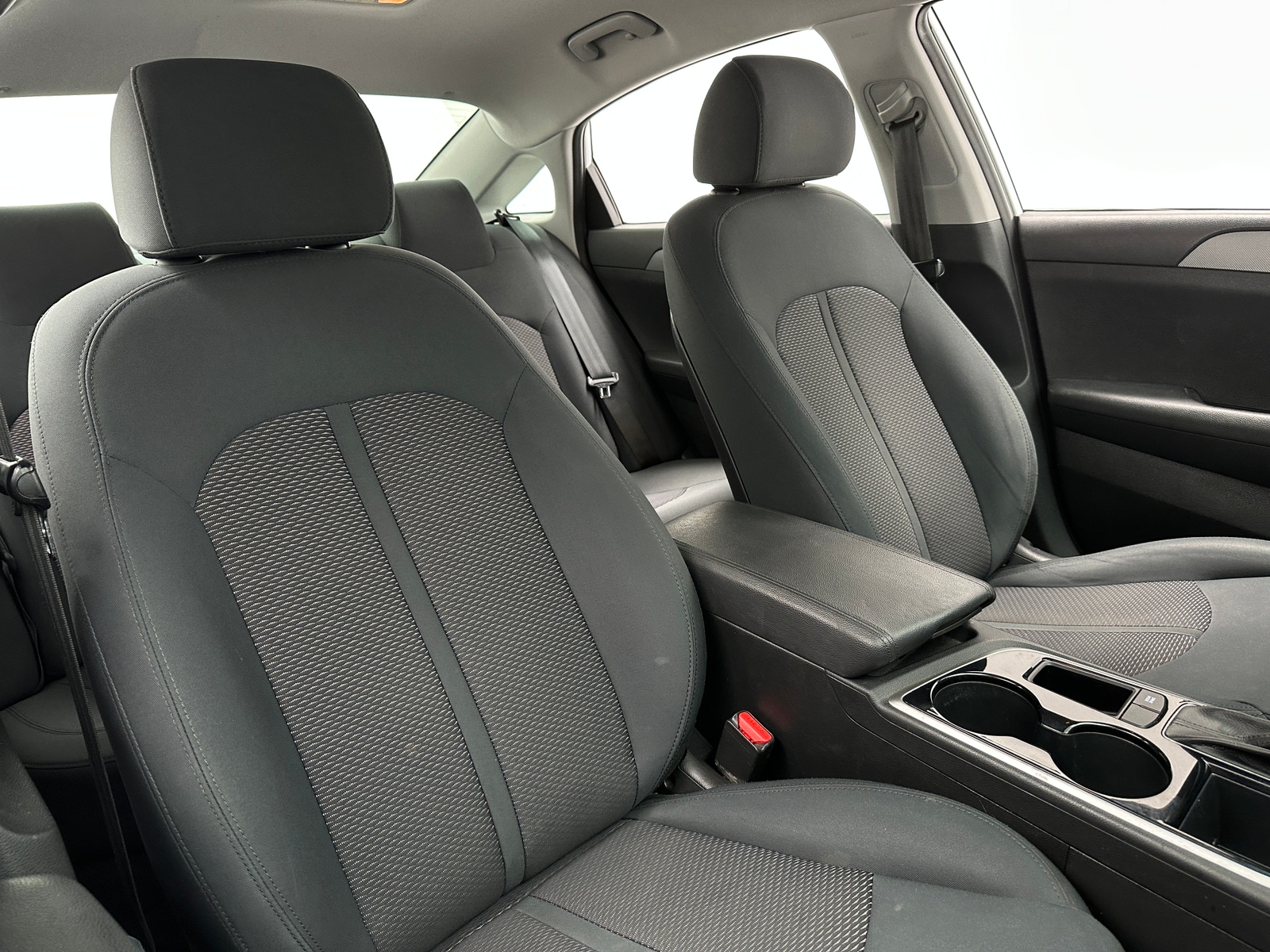 Thumbnail: 2019 Hyundai Sonata - 2