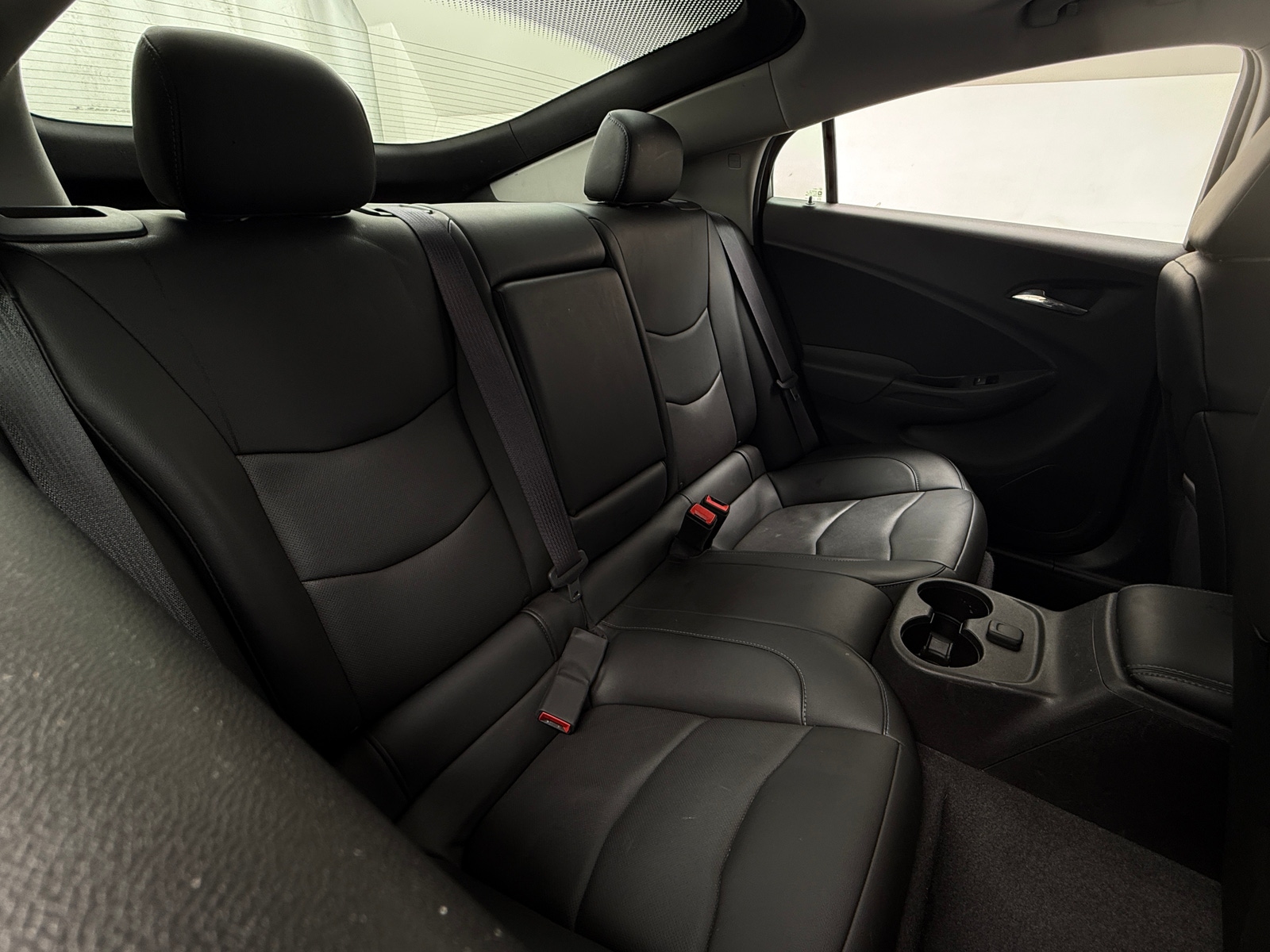 Thumbnail: 2017 Chevrolet Volt - 5