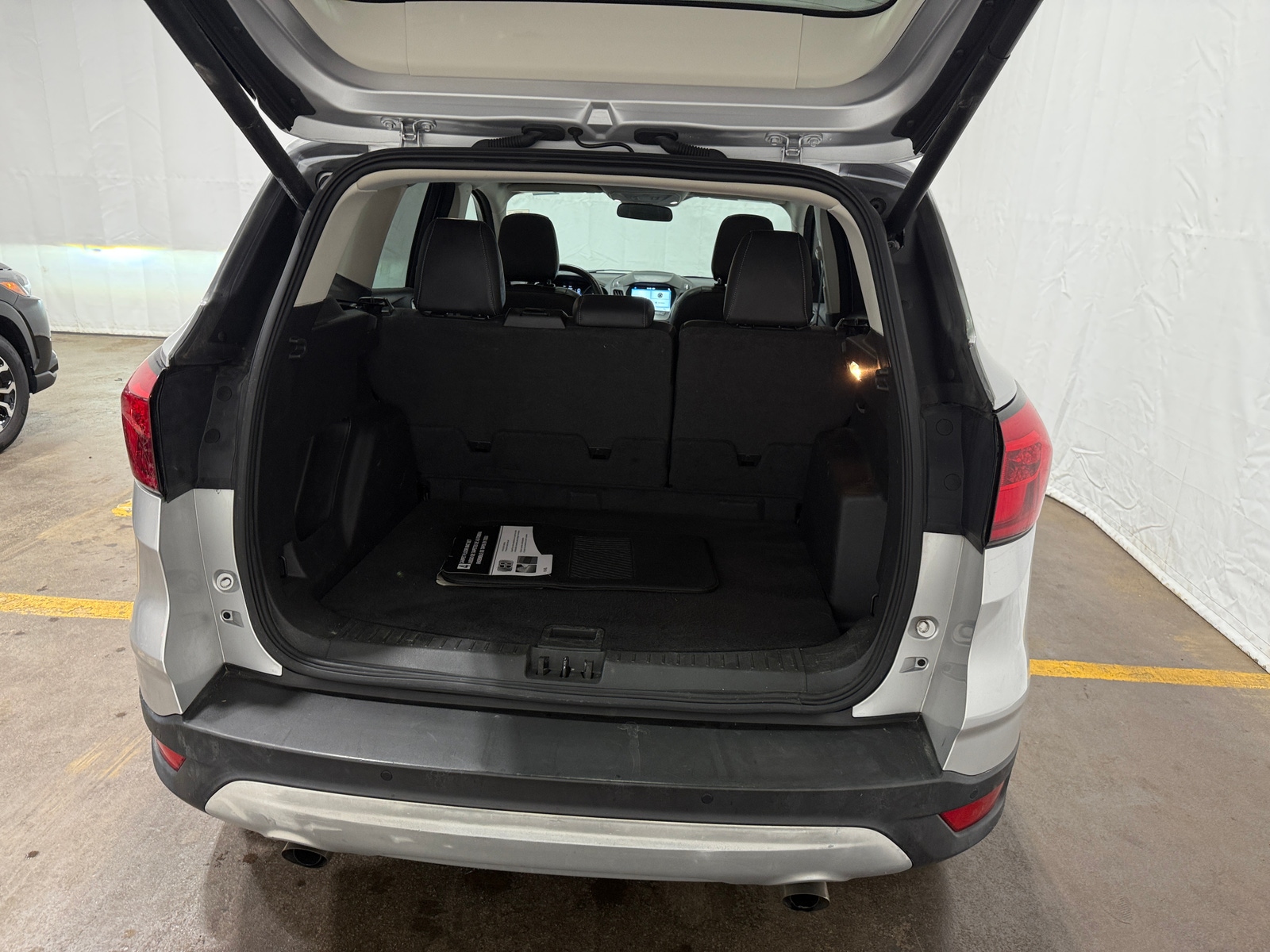 Thumbnail: 2019 Ford Escape - 6
