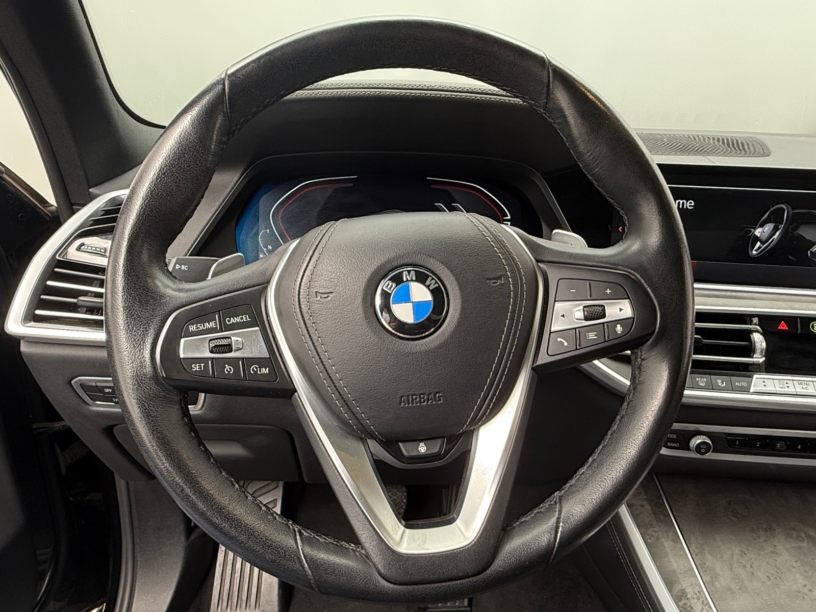 Thumbnail: 2023 BMW X5 - 4