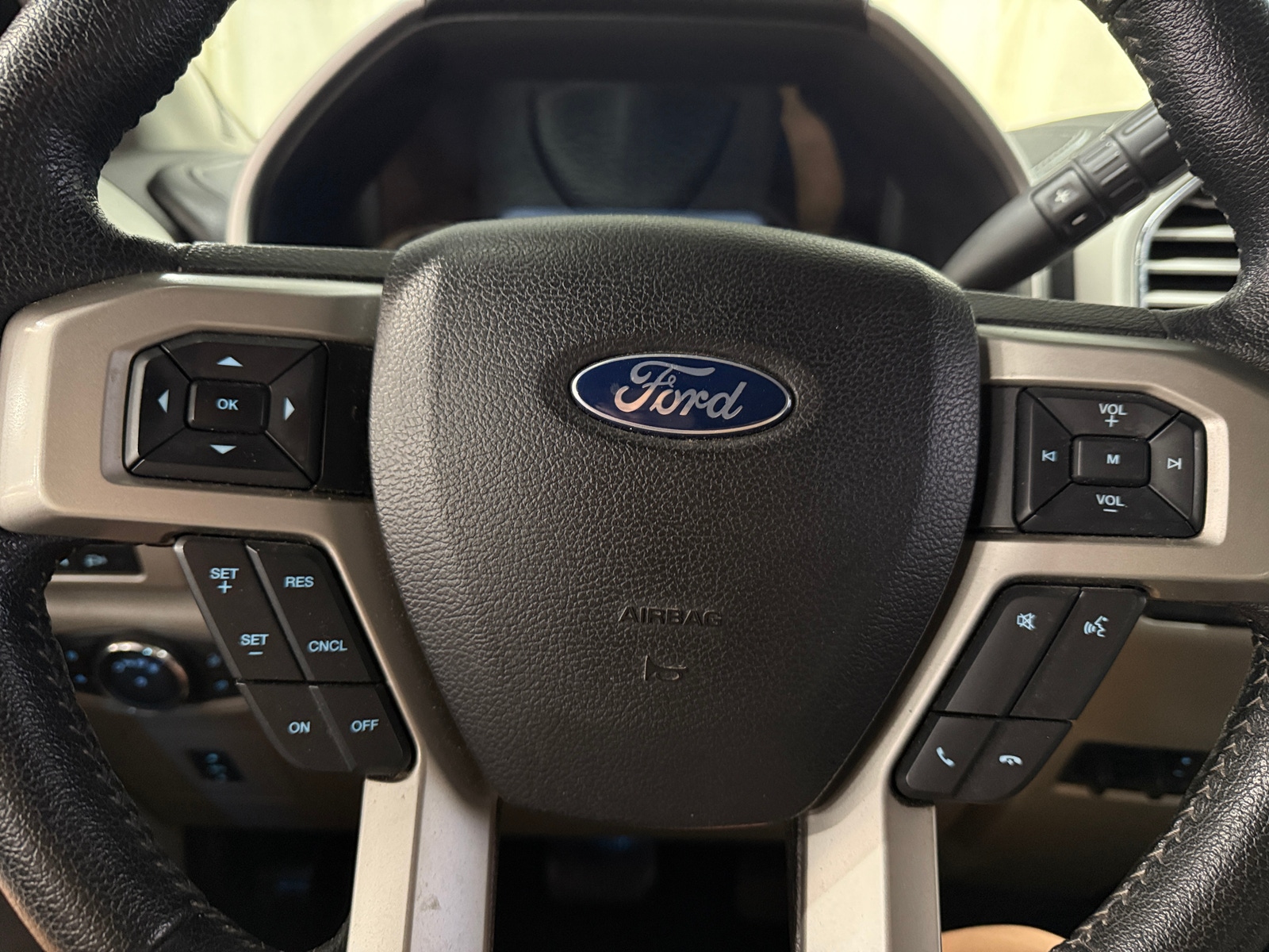 Thumbnail: 2015 Ford Econoline - 4