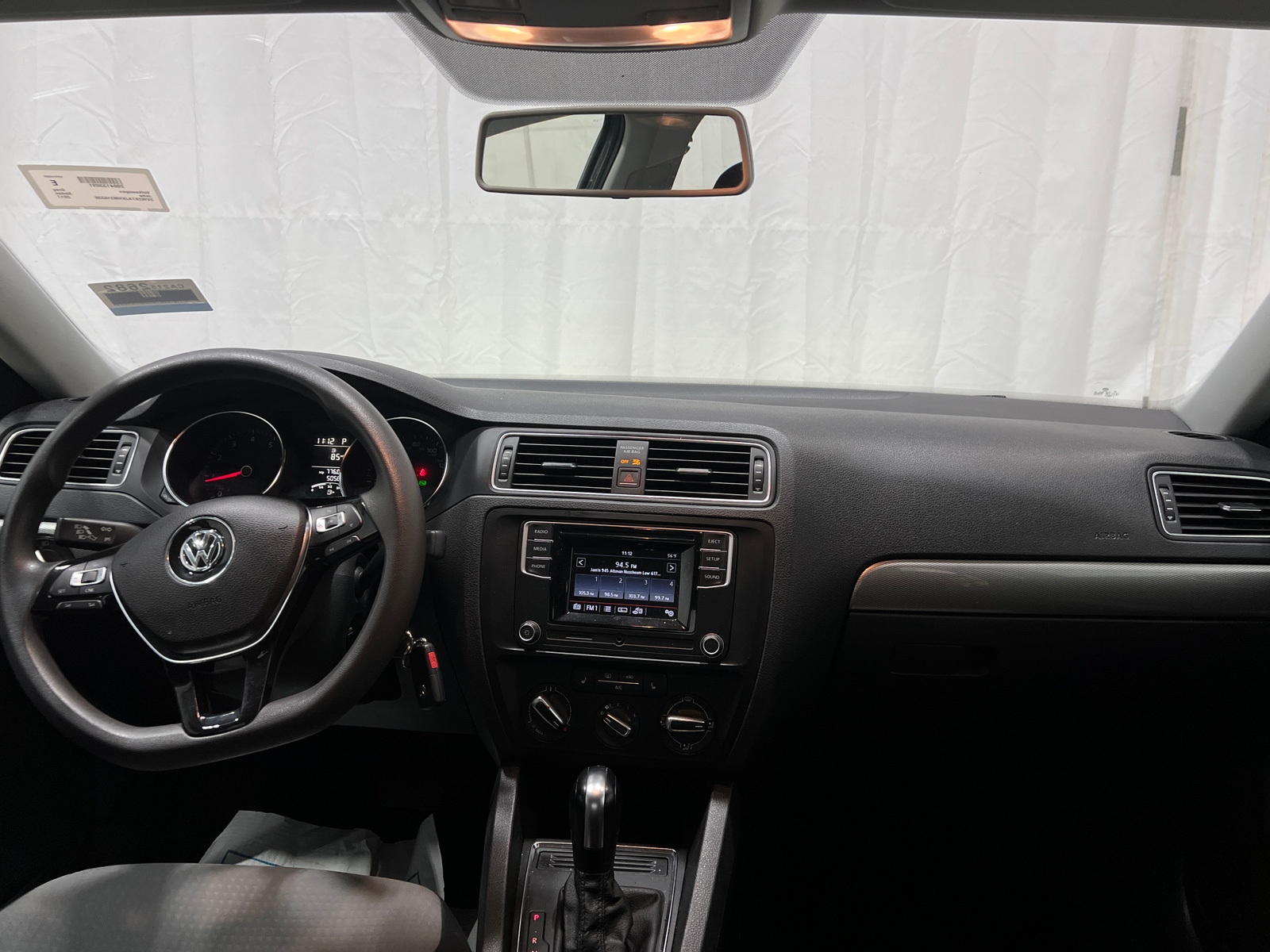 Thumbnail: 2017 Volkswagen Jetta - 3
