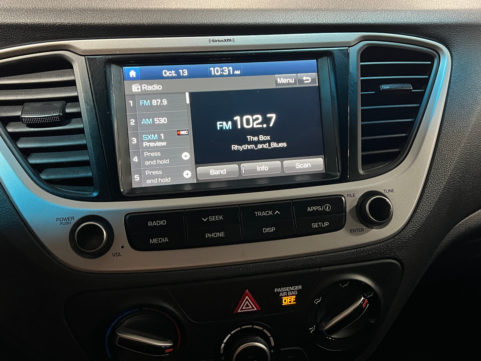 Thumbnail: 2022 Hyundai Accent - 4