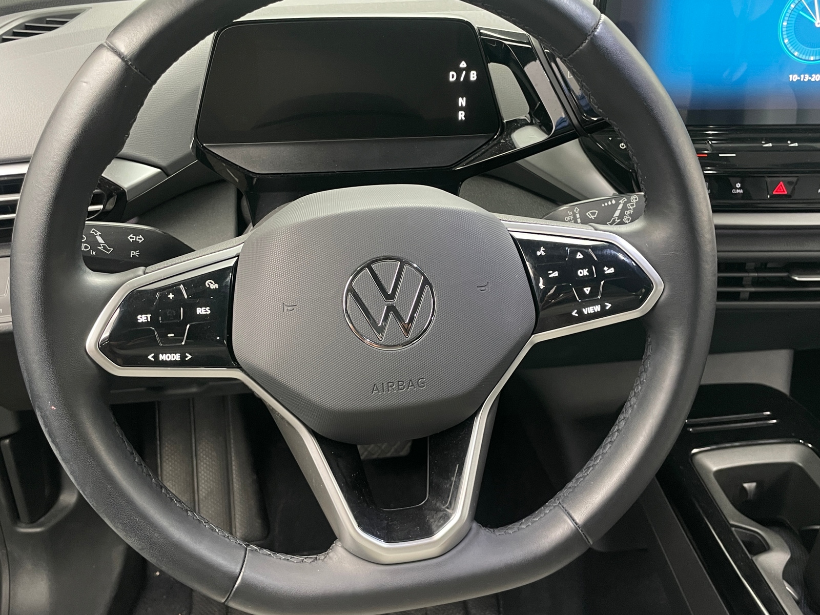 Thumbnail: 2021 Volkswagen ID.4 - 4