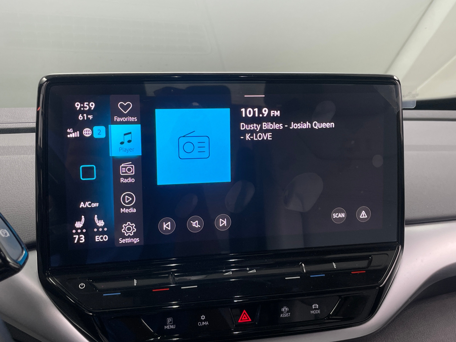 Thumbnail: 2021 Volkswagen ID.4 - 3
