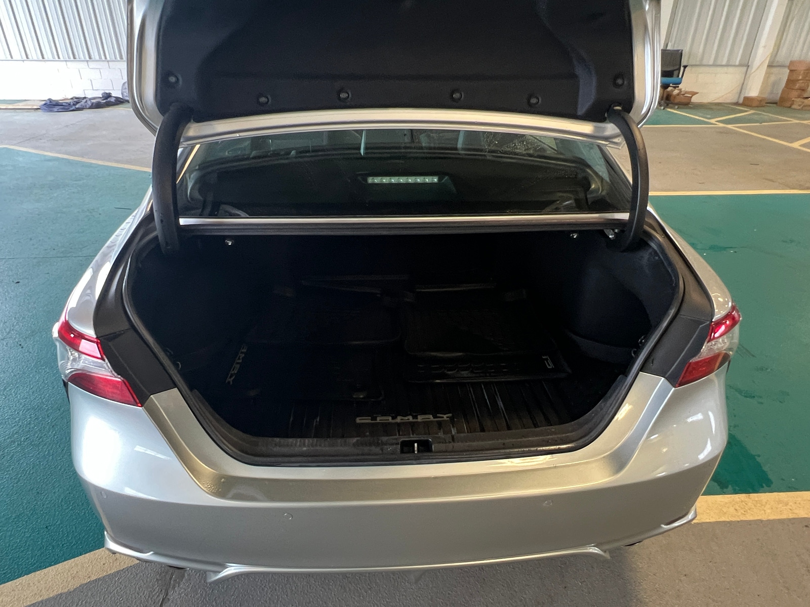 Thumbnail: 2018 Toyota Camry - 6
