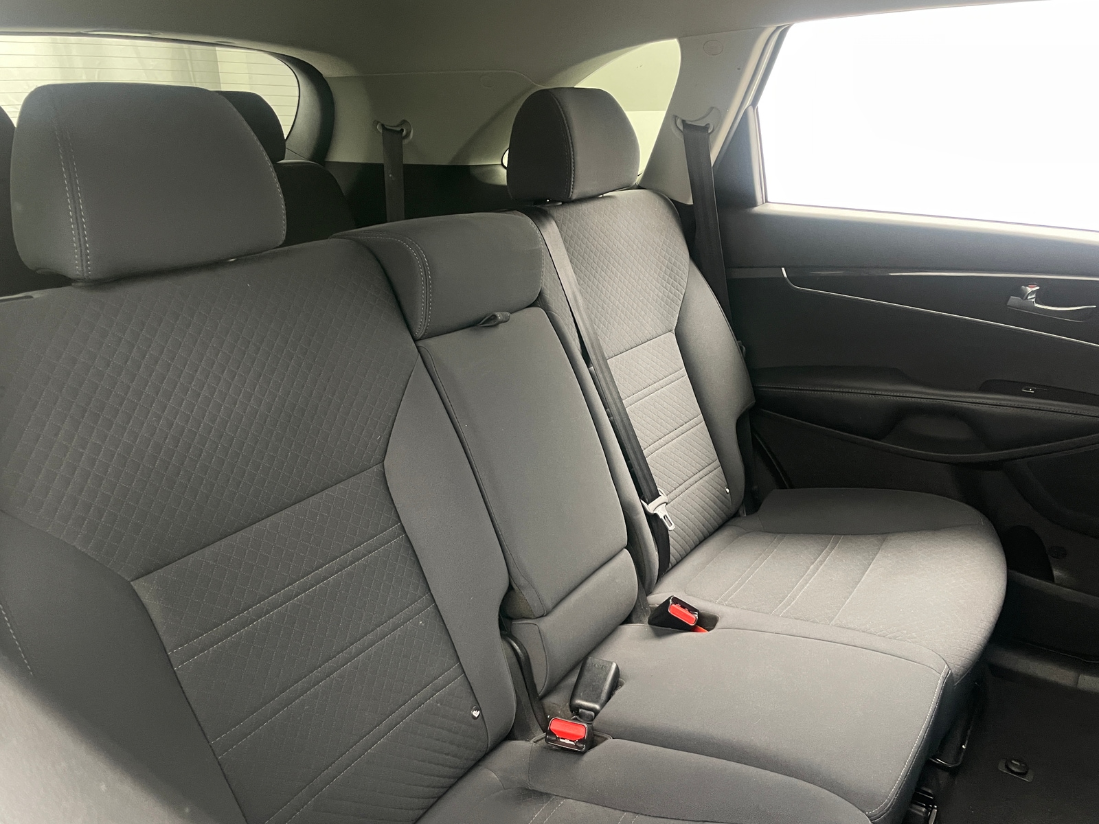 Thumbnail: 2017 Kia Sorento - 6