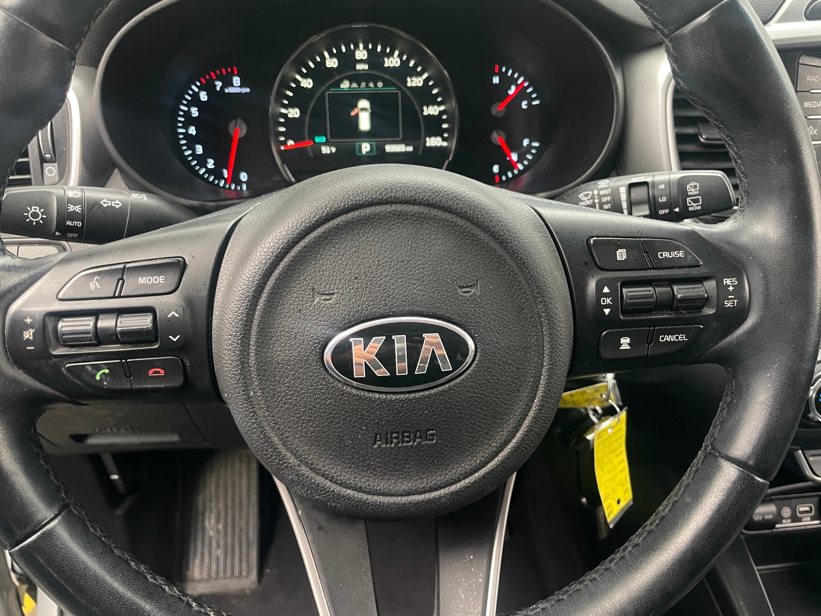Thumbnail: 2017 Kia Sorento - 5