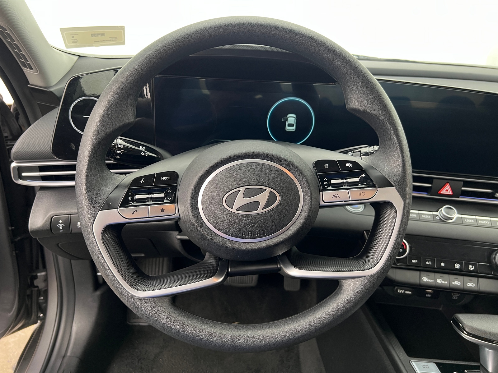 Thumbnail: 2024 Hyundai Elantra - 5