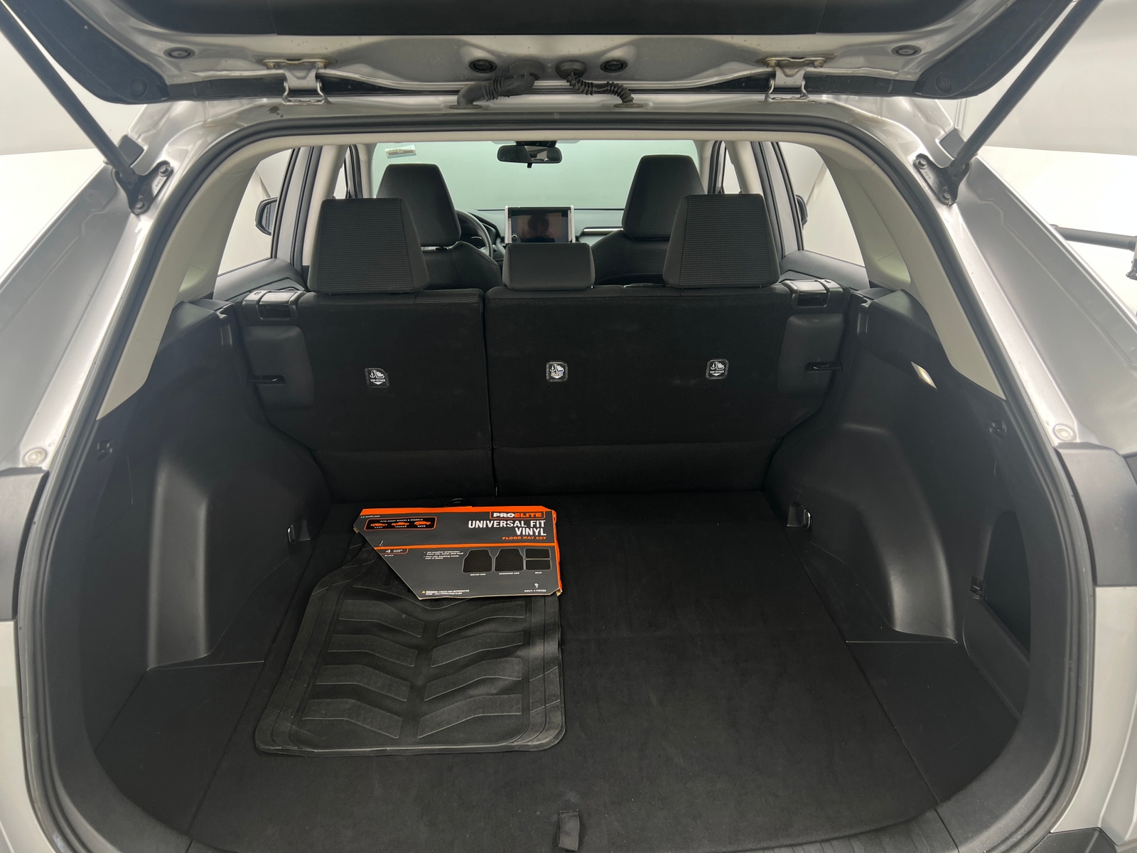 Thumbnail: 2024 Toyota RAV4 - 7