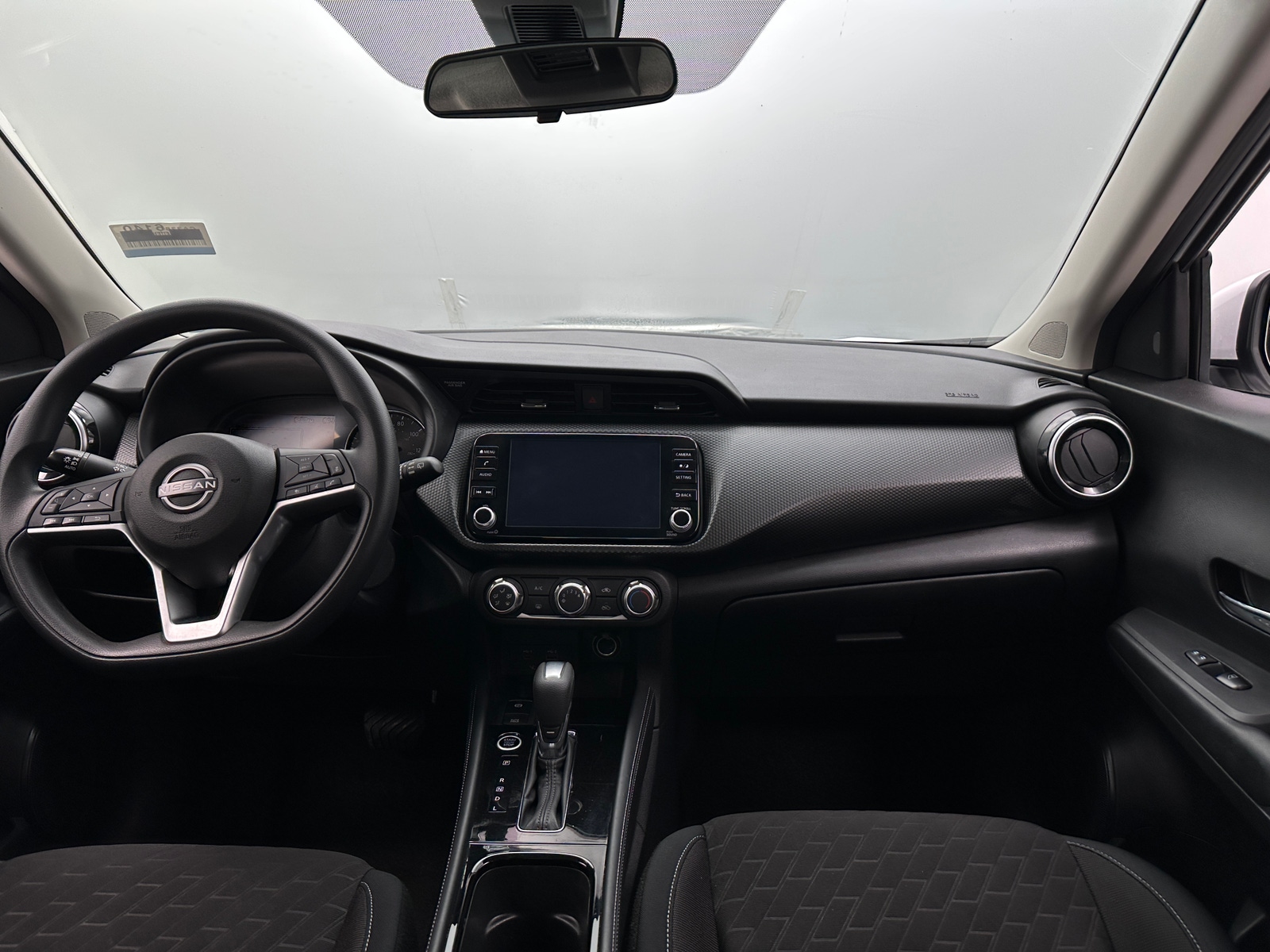 Thumbnail: 2023 Nissan Kicks - 3