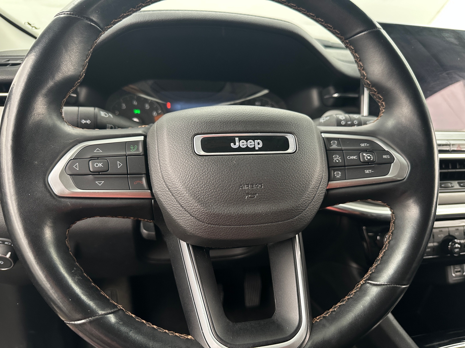 Thumbnail: 2022 Jeep Compass - 4