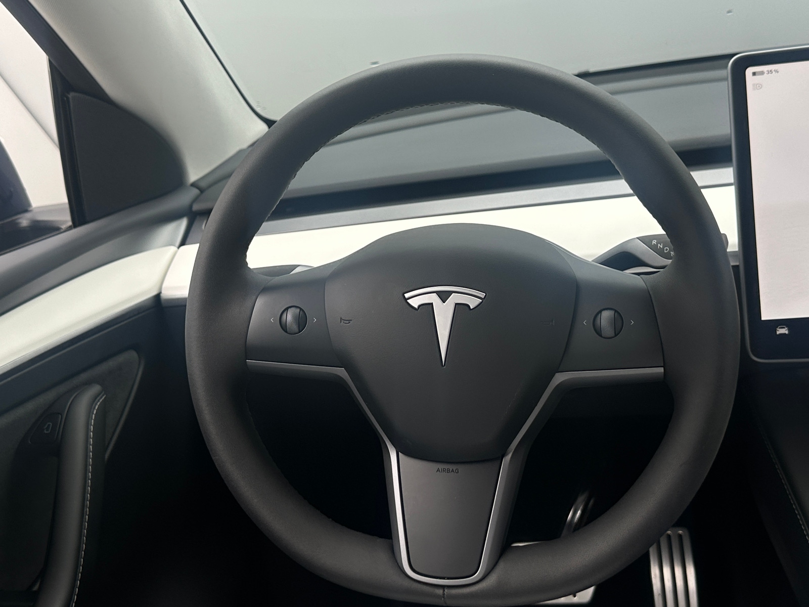 Thumbnail: 2023 Tesla Model Y - 3