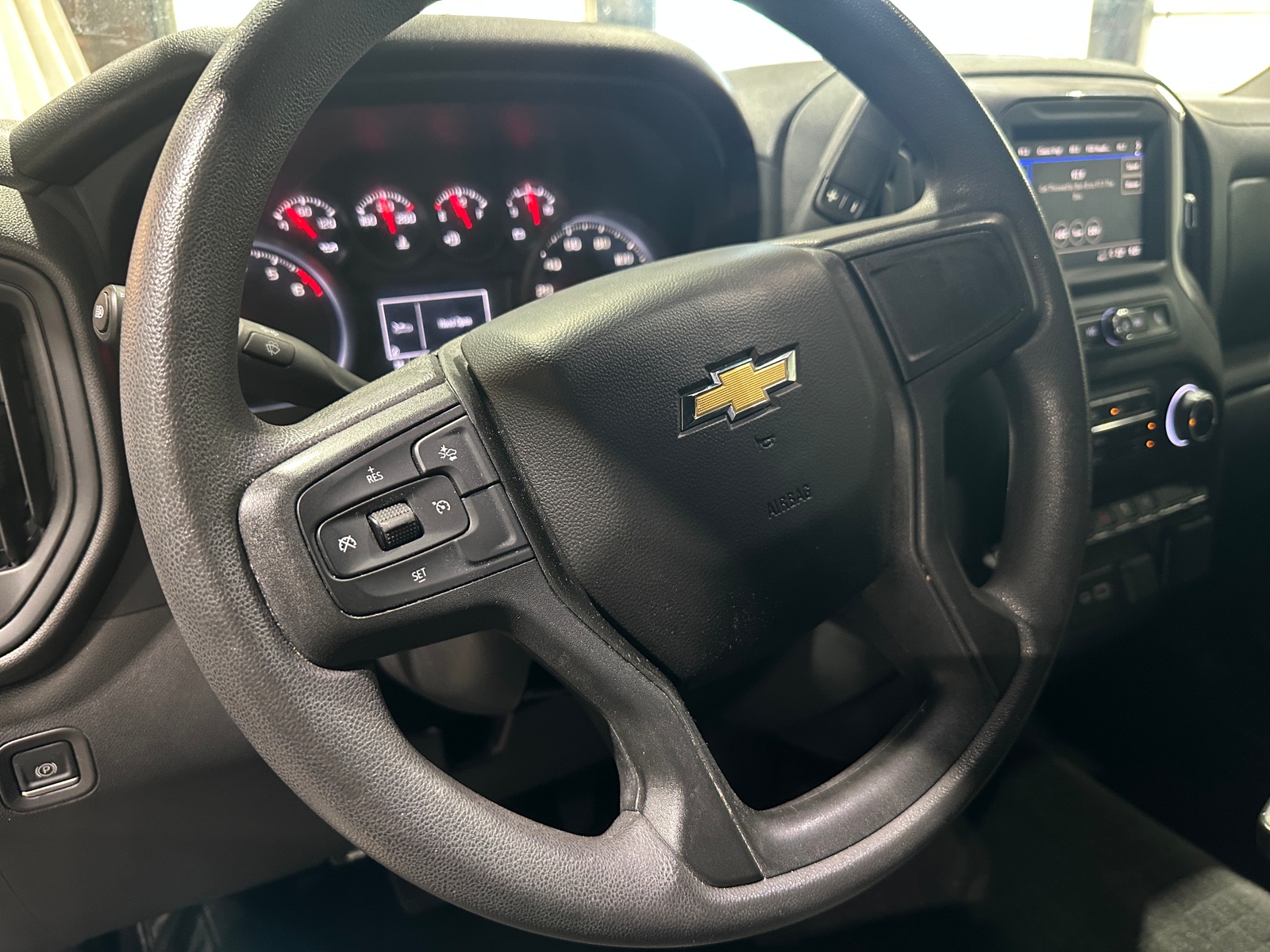 Thumbnail: 2023 Chevrolet Silverado 1500 - 5