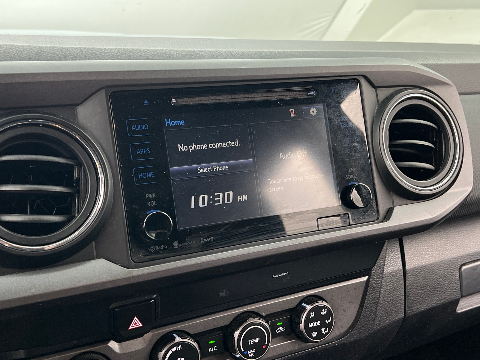 Thumbnail: 2019 Toyota Tacoma - 4