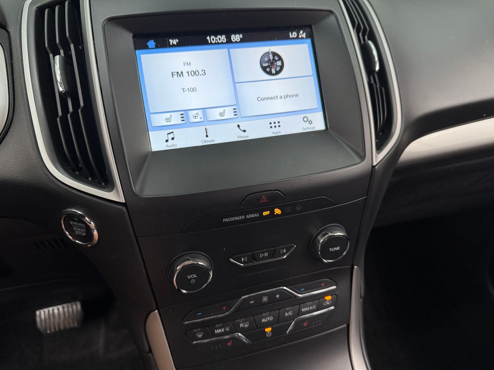 Thumbnail: 2019 Ford Edge - 3