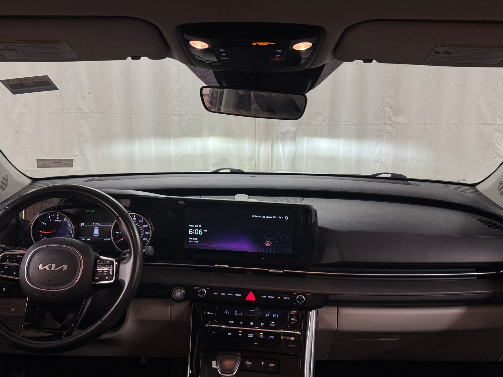 Thumbnail: 2023 Kia Carnival - 2