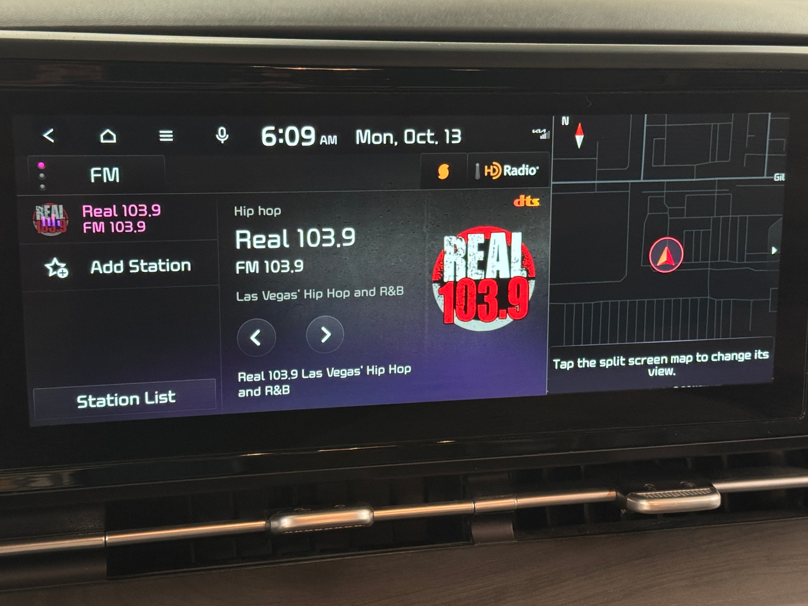 Thumbnail: 2023 Kia Carnival - 3