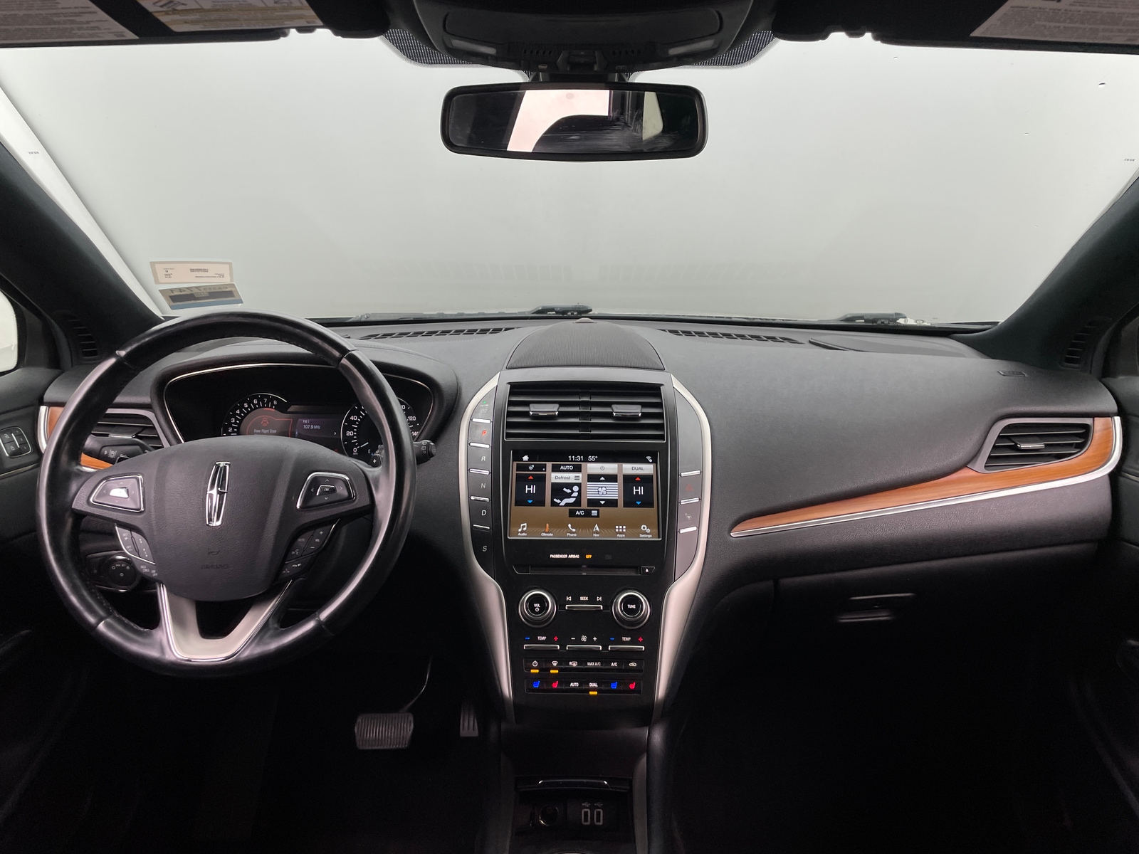 Thumbnail: 2016 Lincoln MKC - 2