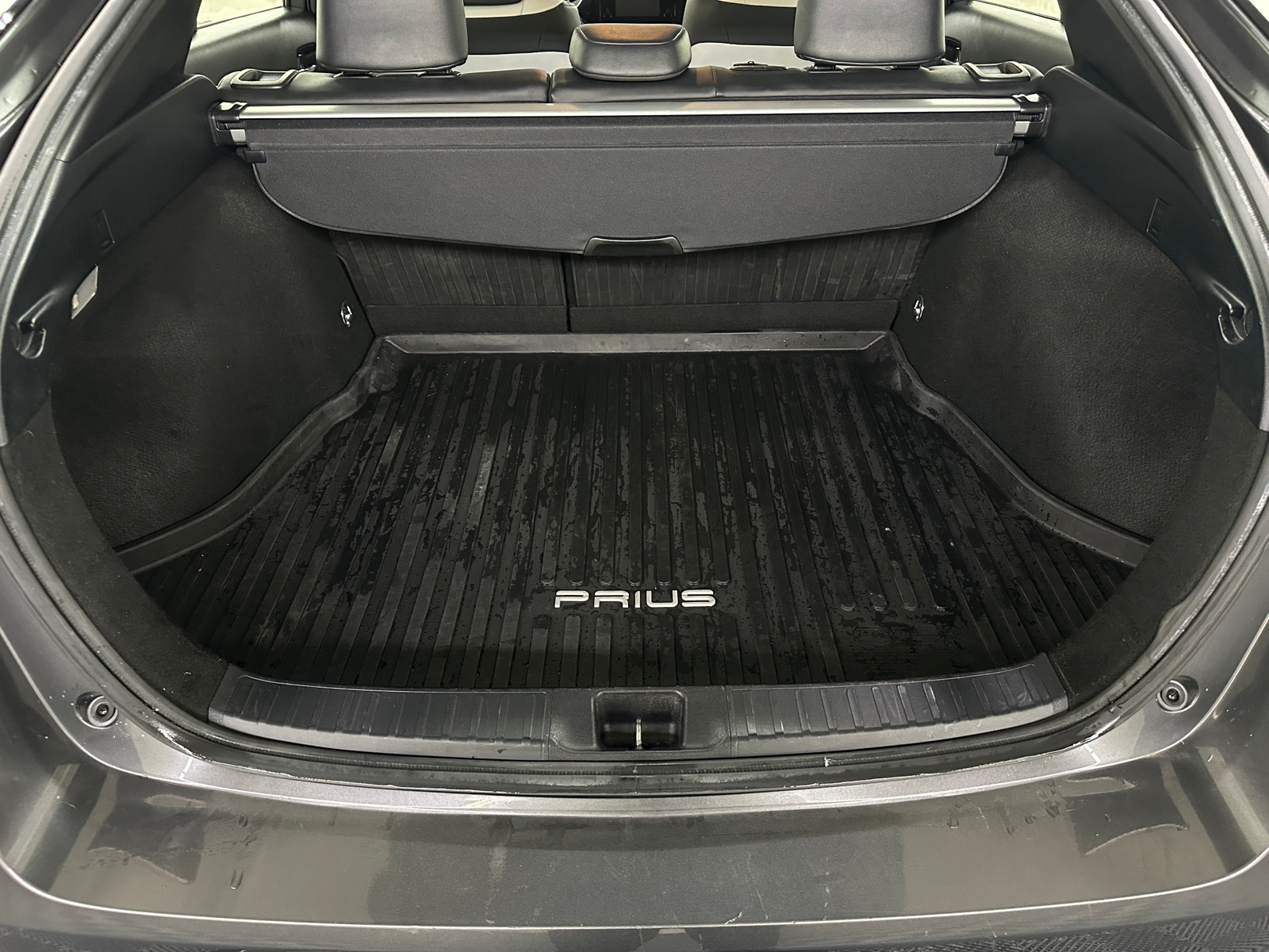 Thumbnail: 2019 Toyota Prius - 6