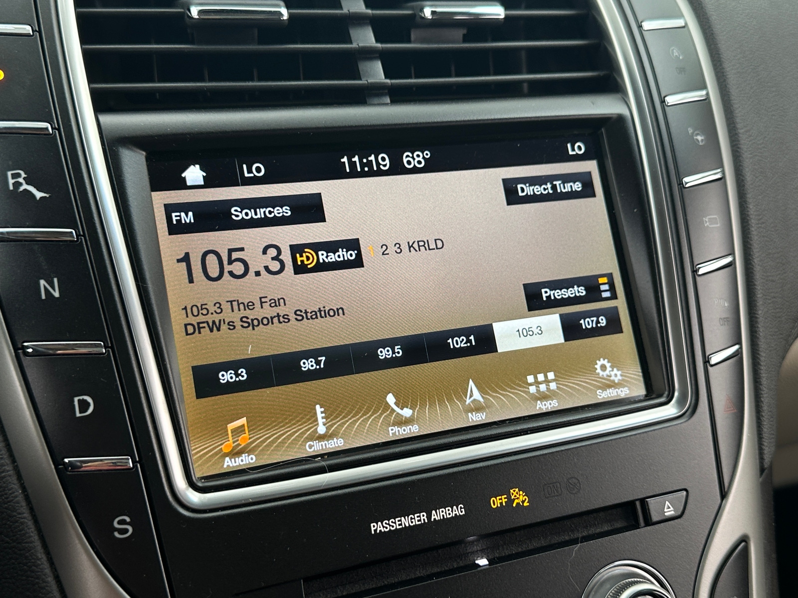 Thumbnail: 2019 Lincoln Nautilus - 3