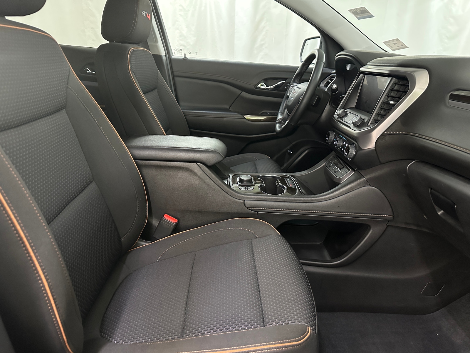 Thumbnail: 2023 GMC Acadia - 2
