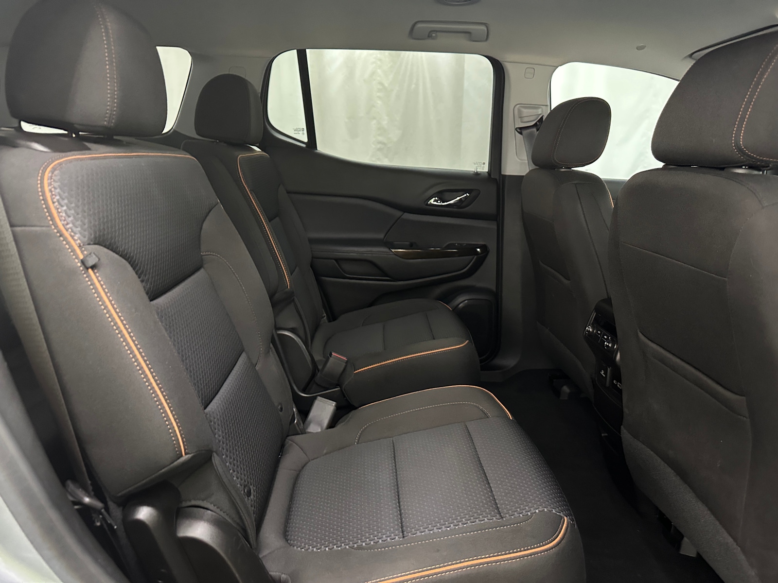 Thumbnail: 2023 GMC Acadia - 6