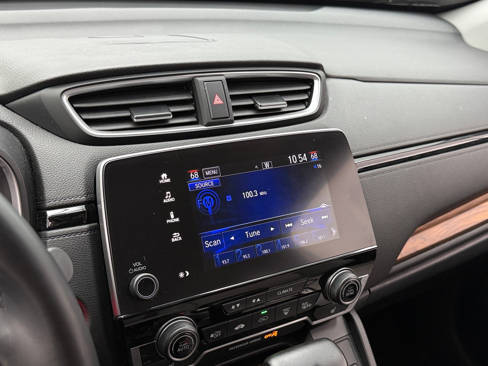 Thumbnail: 2018 Honda CR-V - 3