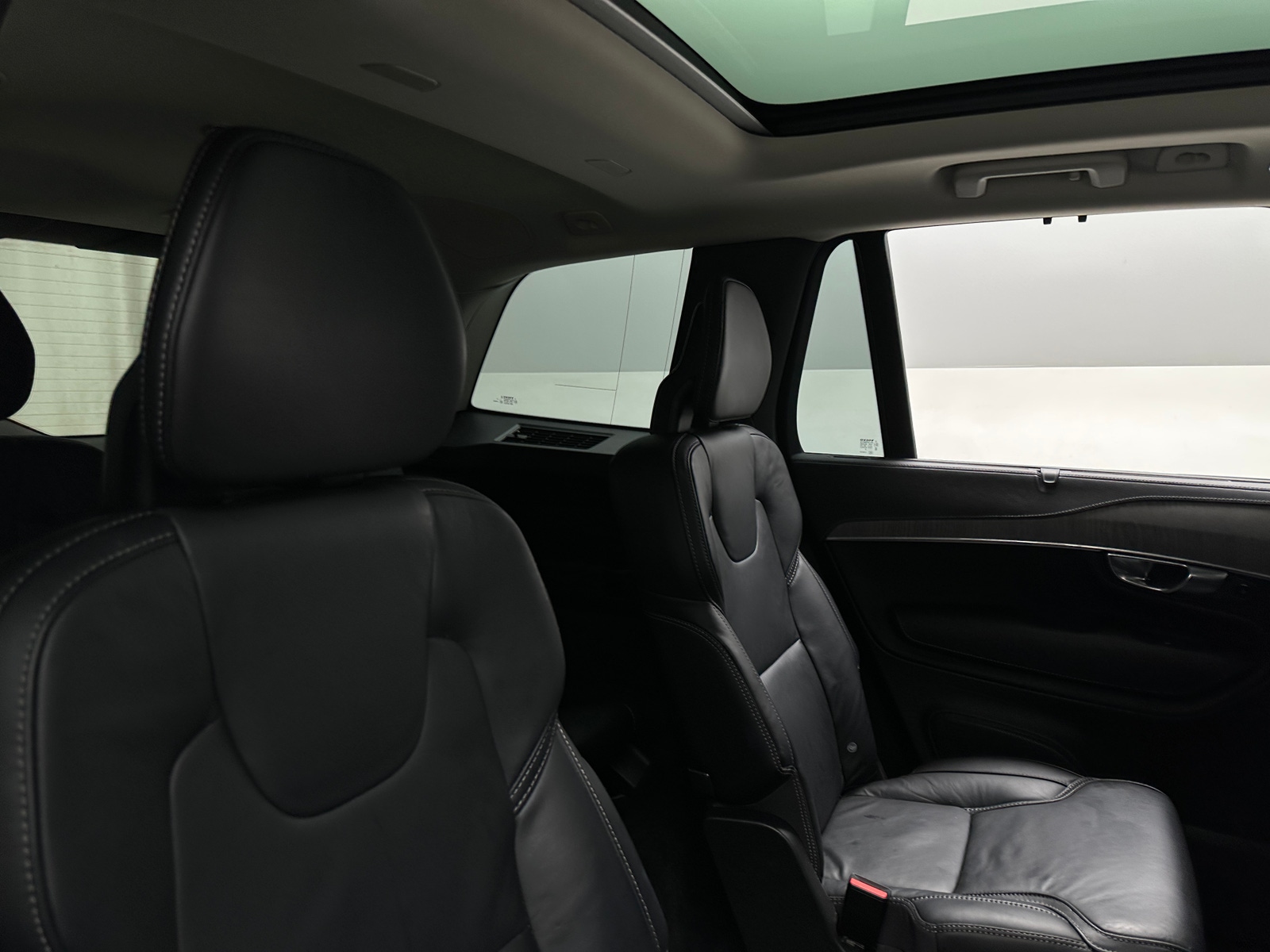 Thumbnail: 2022 Volvo XC90 - 5