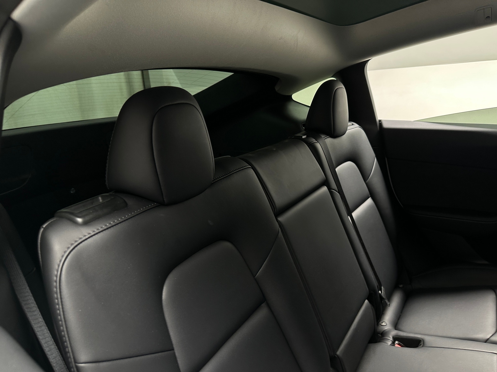 Thumbnail: 2022 Tesla Model Y - 5