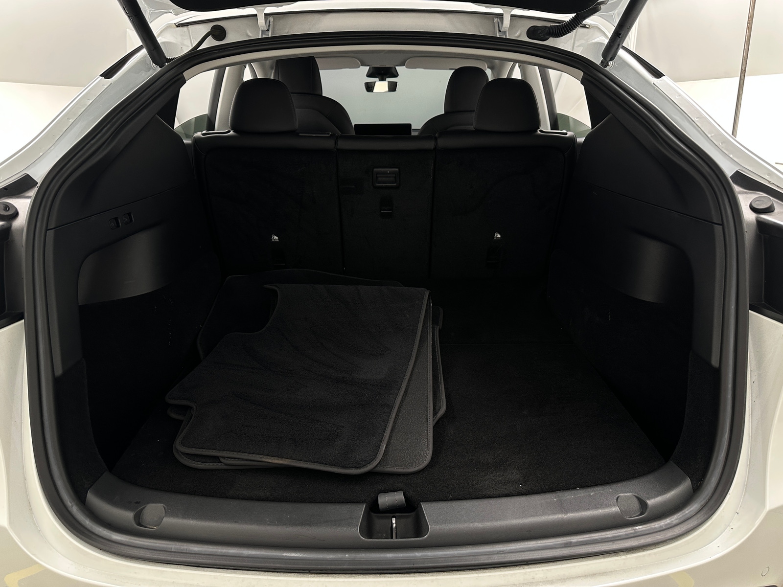 Thumbnail: 2022 Tesla Model Y - 6