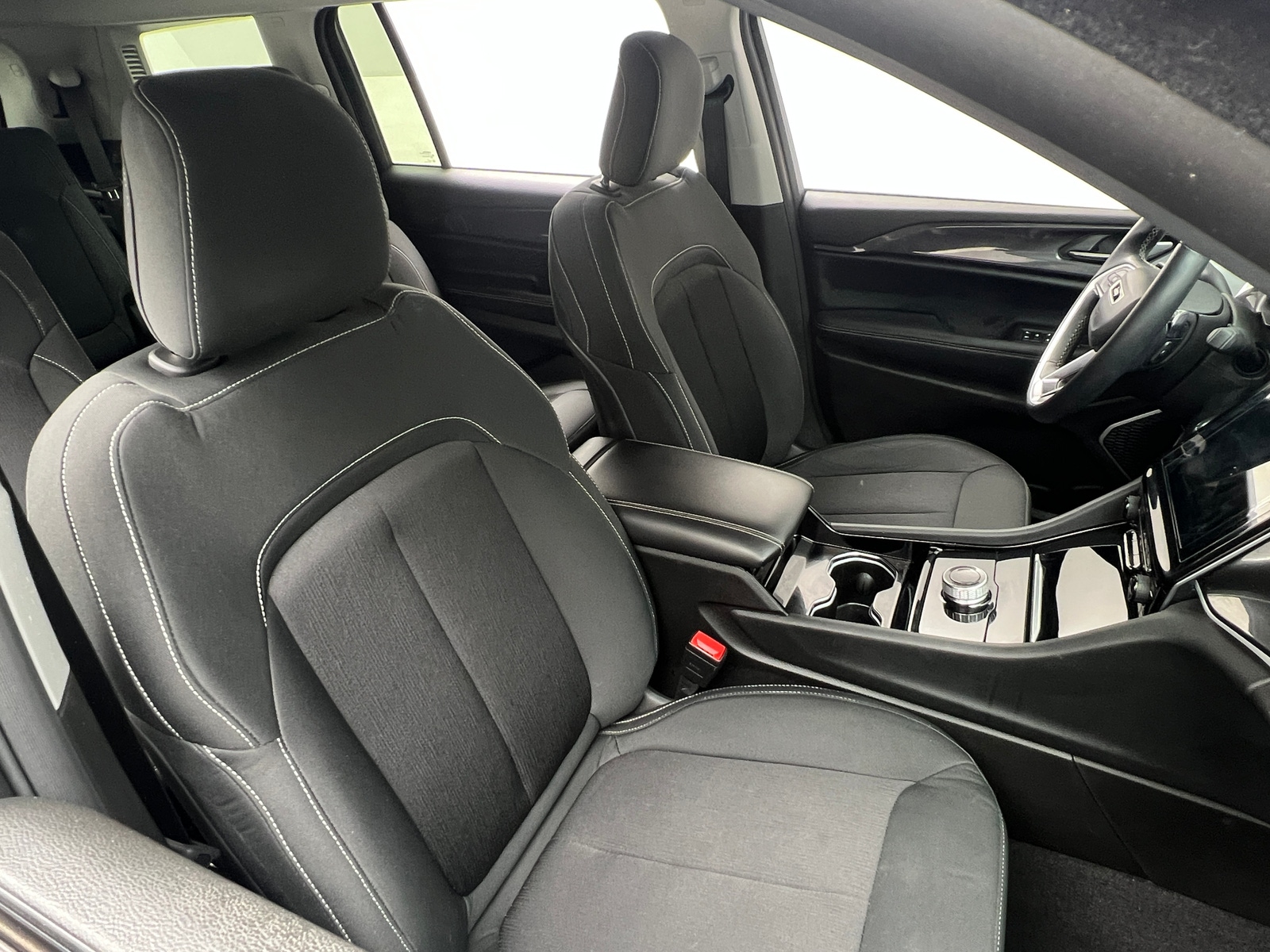 Thumbnail: 2021 Jeep Grand Cherokee L - 2