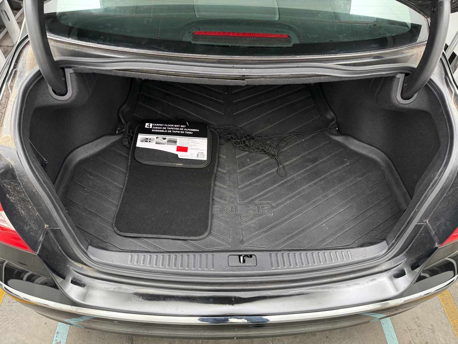 Thumbnail: 2012 Hyundai Genesis - 6