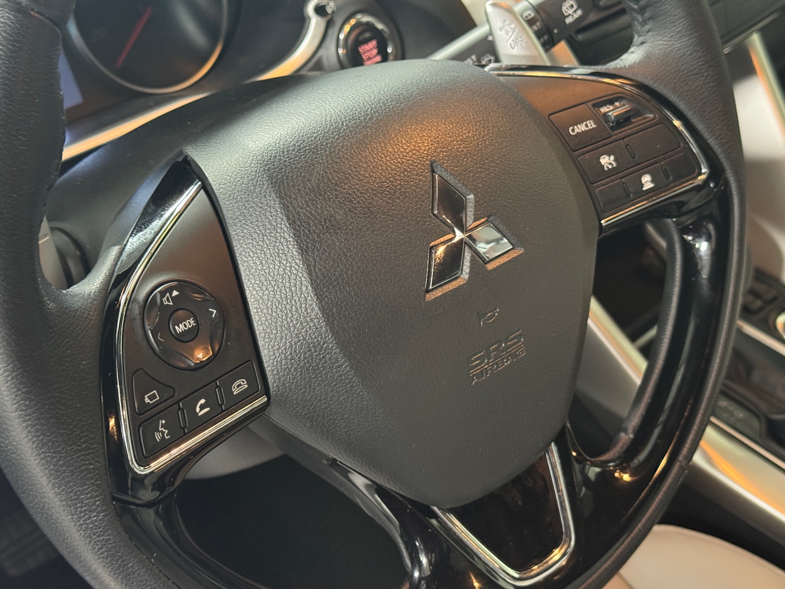 Thumbnail: 2024 Mitsubishi Eclipse Cross - 4