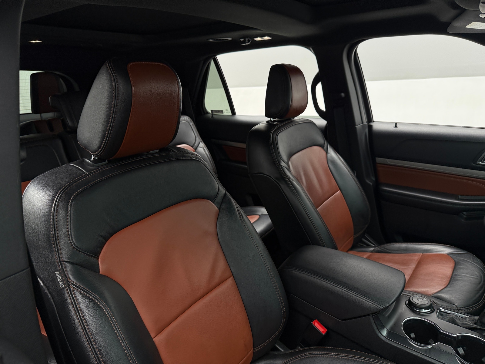 Thumbnail: 2019 Ford Explorer - 6