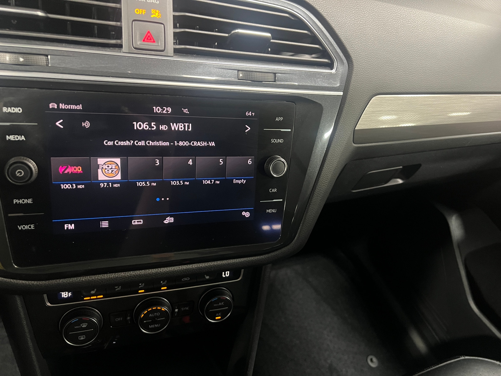Thumbnail: 2019 Volkswagen Tiguan - 3