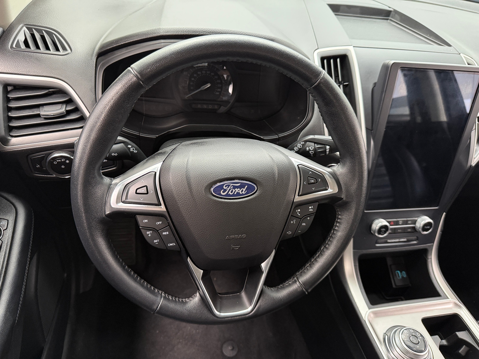 Thumbnail: 2023 Ford Edge - 4