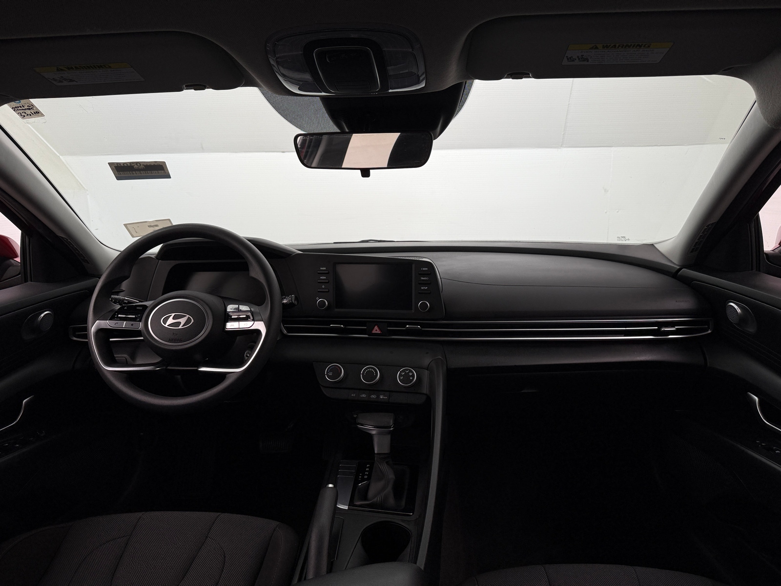 Thumbnail: 2024 Hyundai Elantra - 3