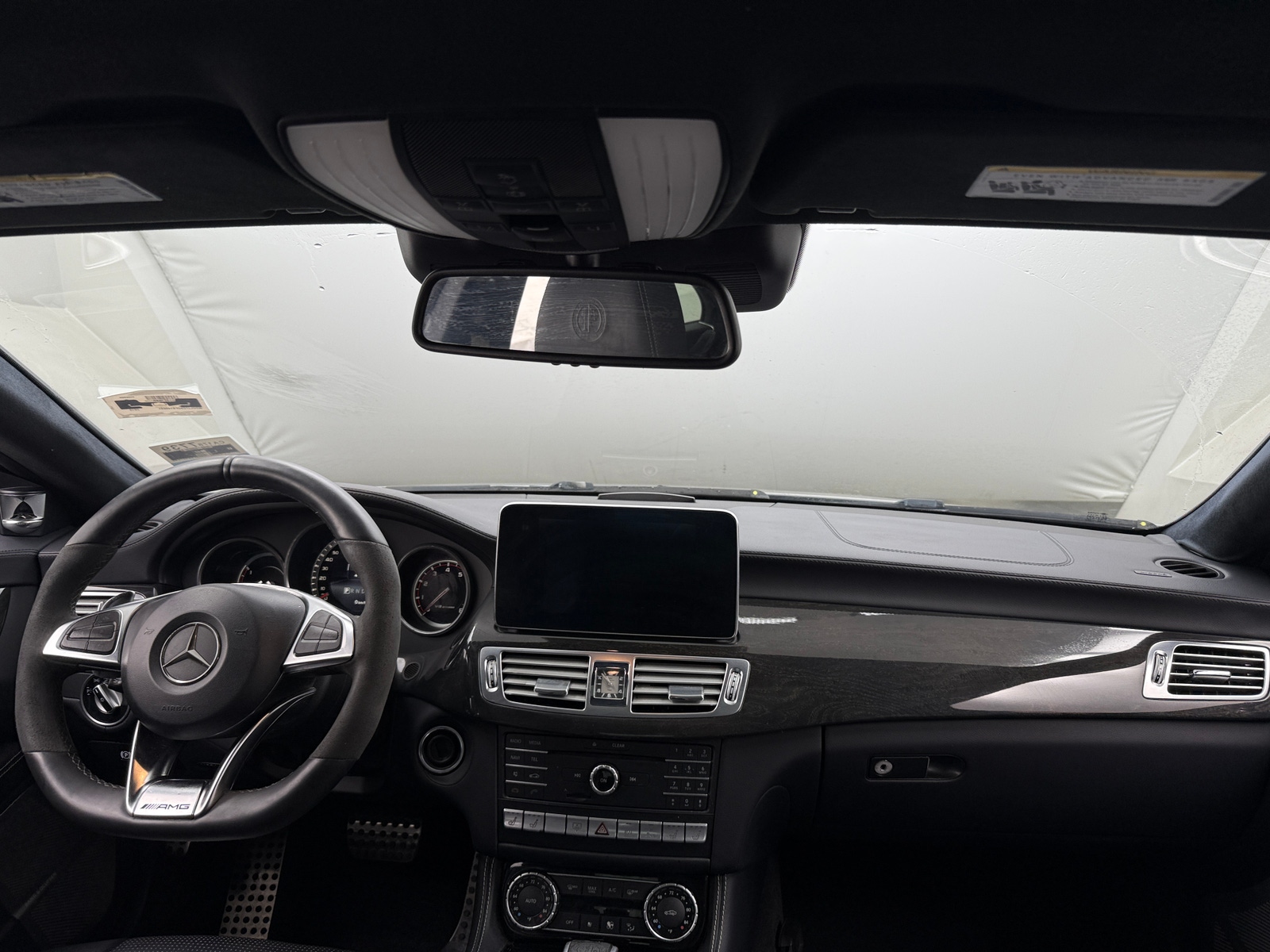 Thumbnail: 2015 Mercedes-Benz CLS - 2