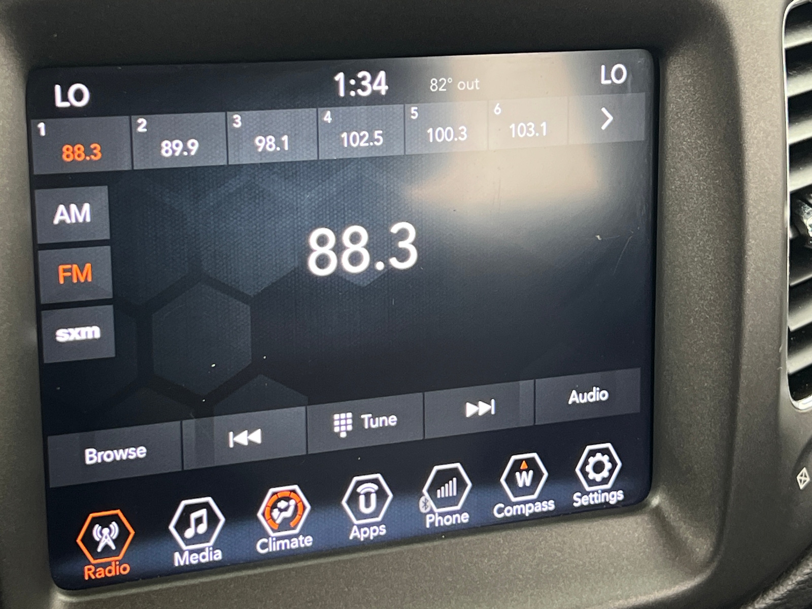 Thumbnail: 2018 Jeep Compass - 4