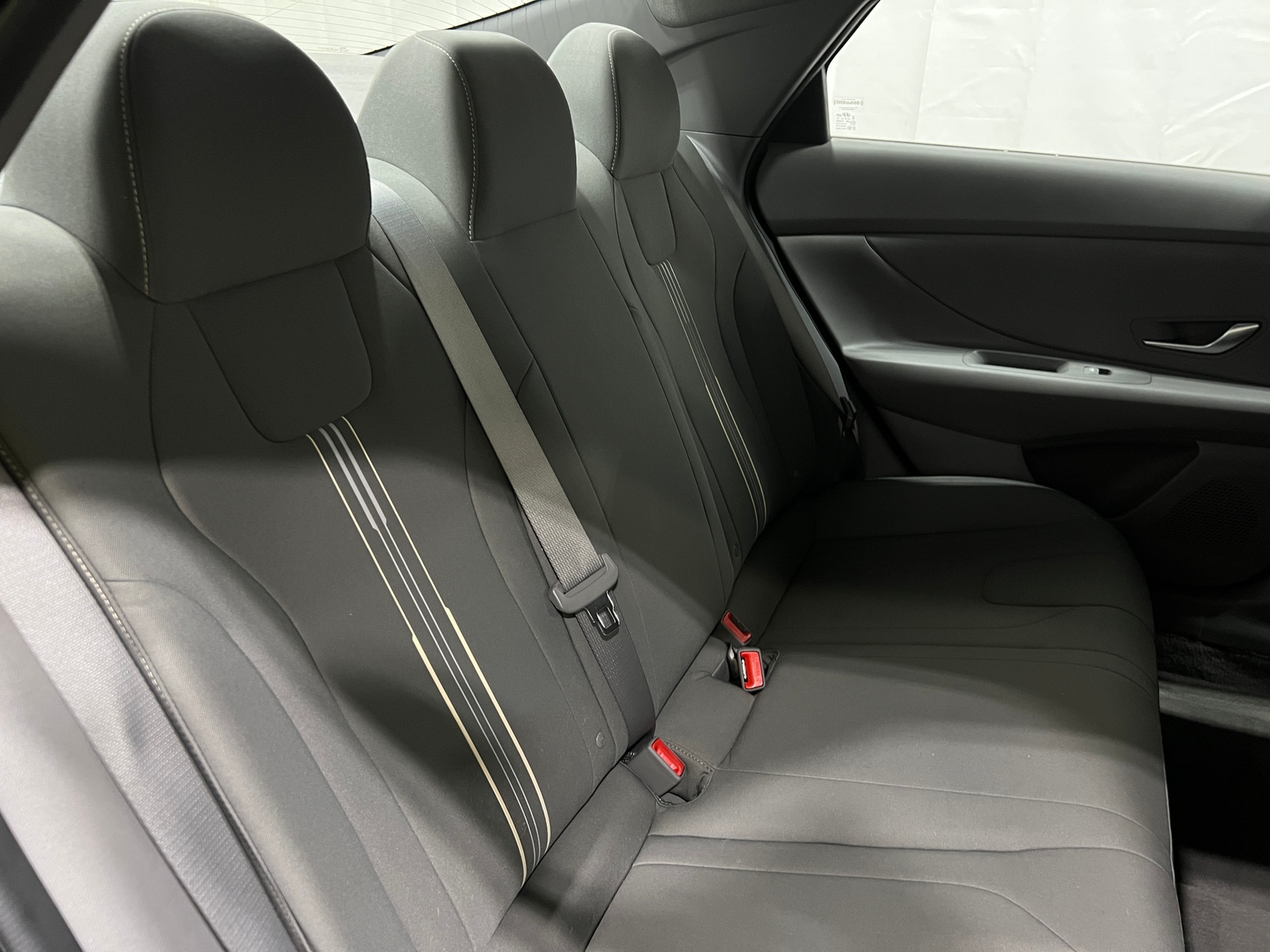 Thumbnail: 2022 Hyundai Elantra - 6