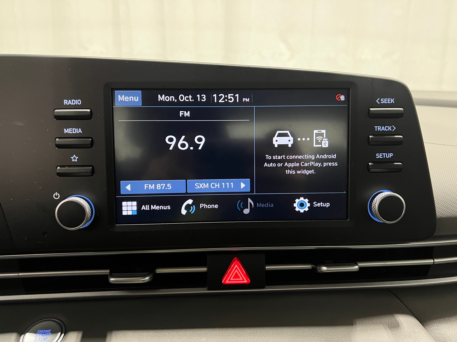 Thumbnail: 2022 Hyundai Elantra - 4